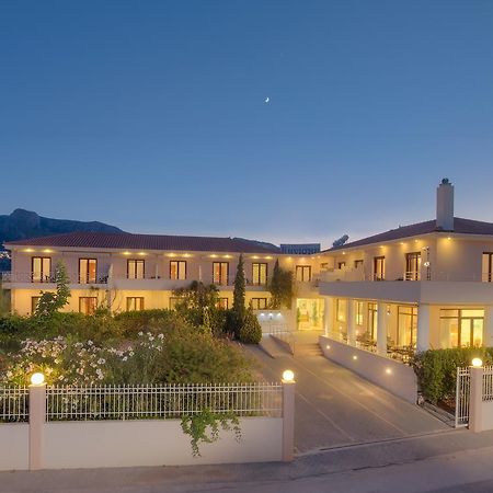 Kyniska Hotel Plitra Exterior photo